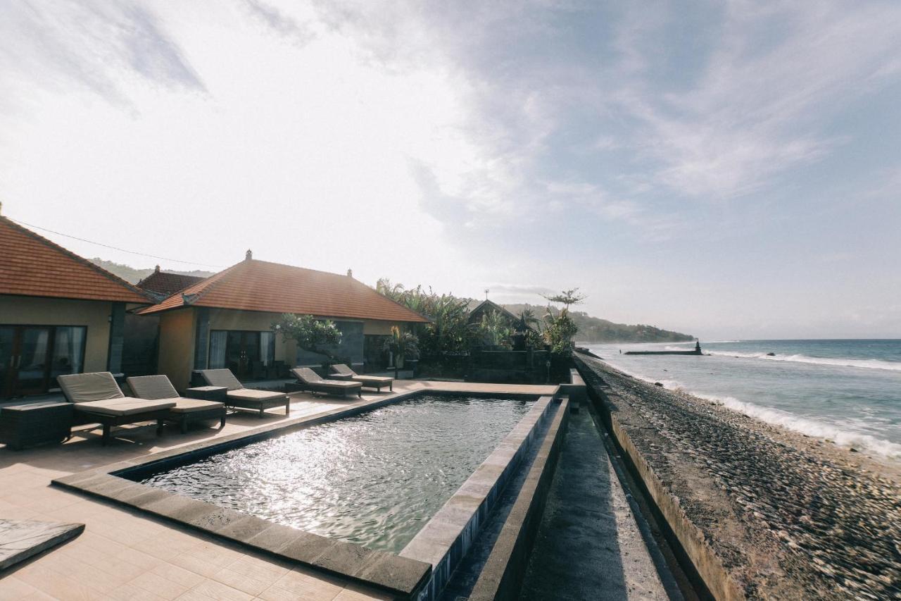 Cave Beach Bungalow Semaya Eksteriør billede